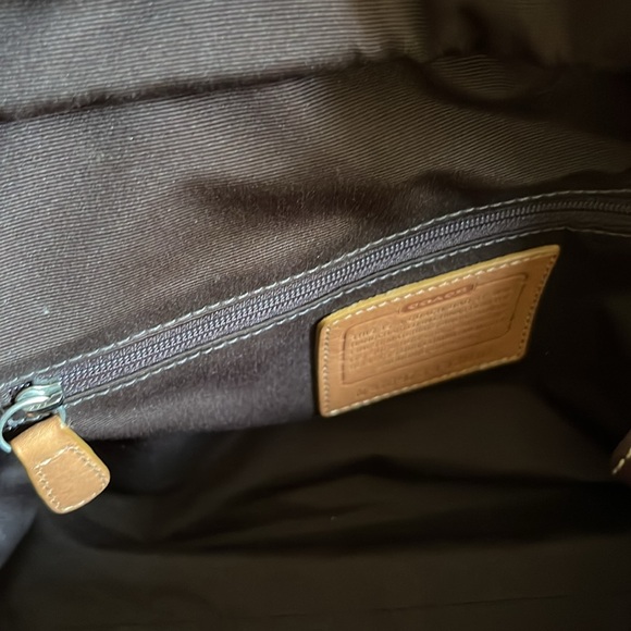 Coach shoulder bag - Picture 4 of 8